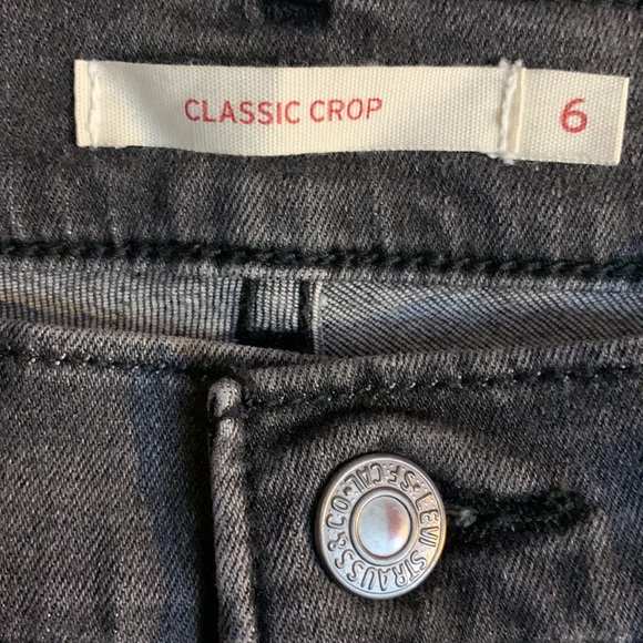 Levi’s Jeans - Picture 5 of 6